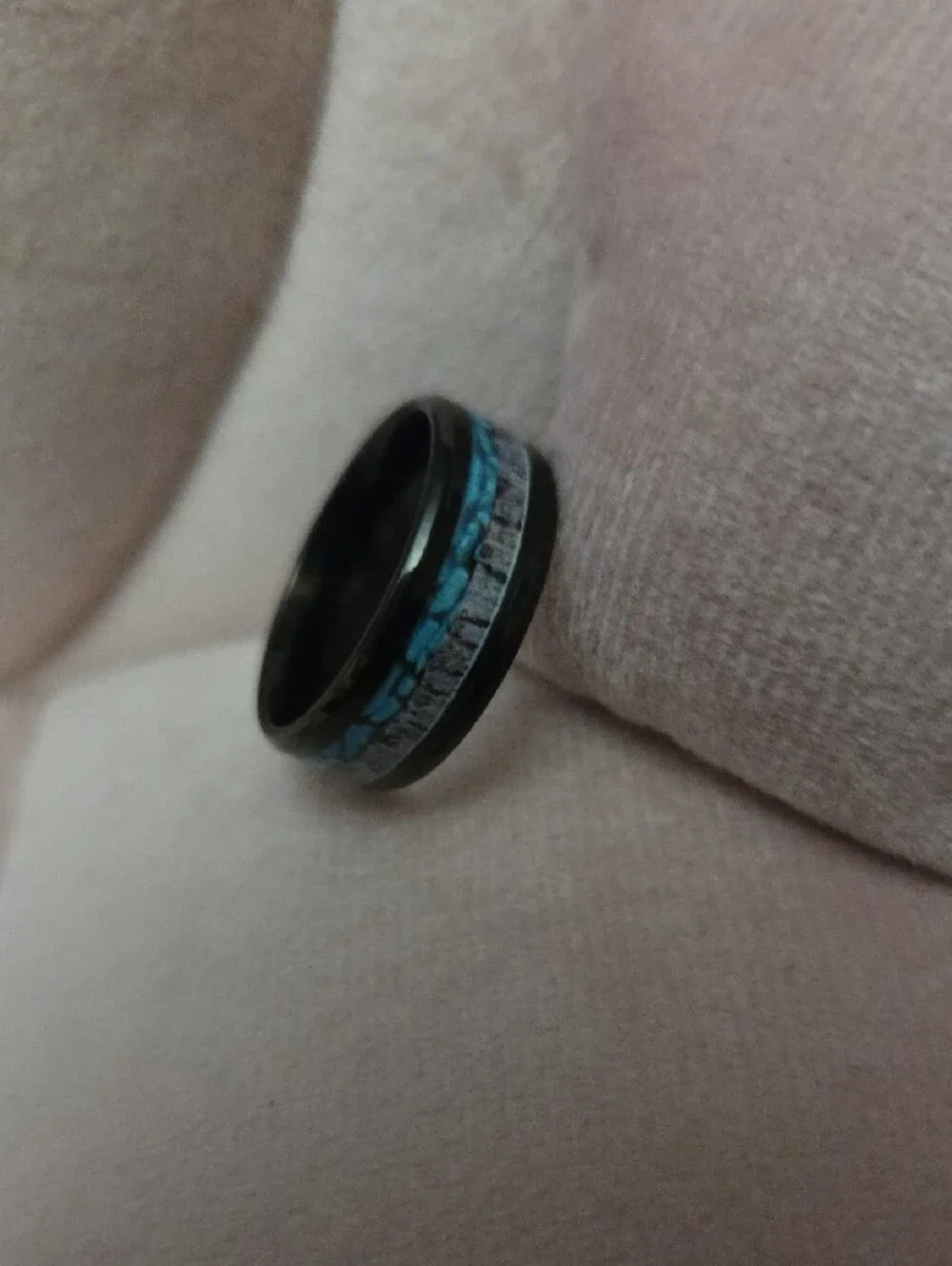 N/A stylish black
